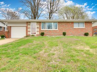 213 Woolwich Ln, Saint Louis, MO