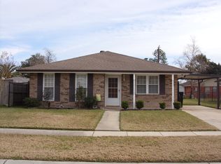 2301 W Christie Dr, Saint Bernard, LA 70085