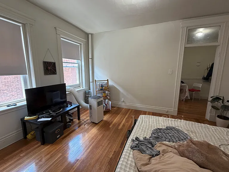 5 Walbridge St #19 — Photo 8