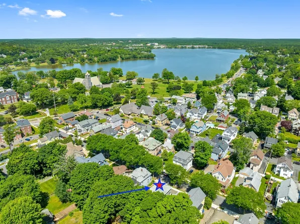 22 Park St #A, Wakefield, MA 01880