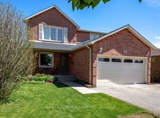 72 Gurnett Dr, Hamilton, ON L9C7J8