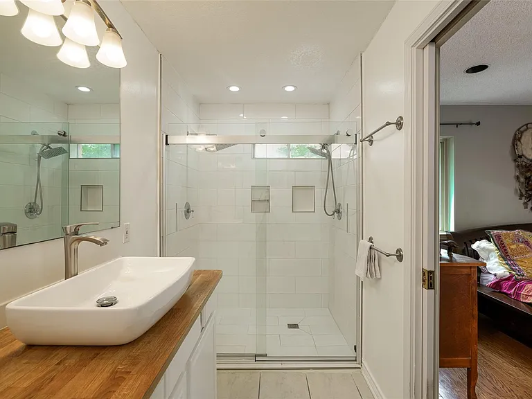 10631 Del Monte Dr — Photo 9