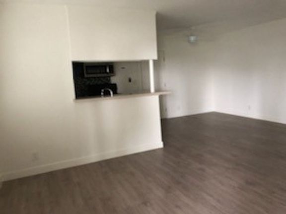 5th image of 8208 W Norton Ave #2