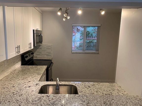 5th image of 7720 Camino Real E #214