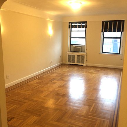 5th image of 405 E 72nd St APT 6E