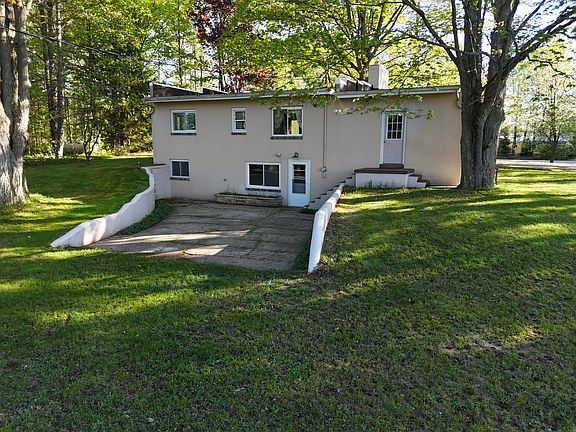 4th image of 16263 Cadillac Hwy