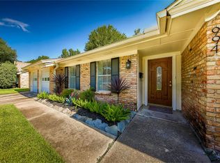 994 Curtin St, Houston, TX 77018
