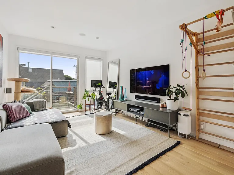 28 Montcalm St #1 — Photo 45
