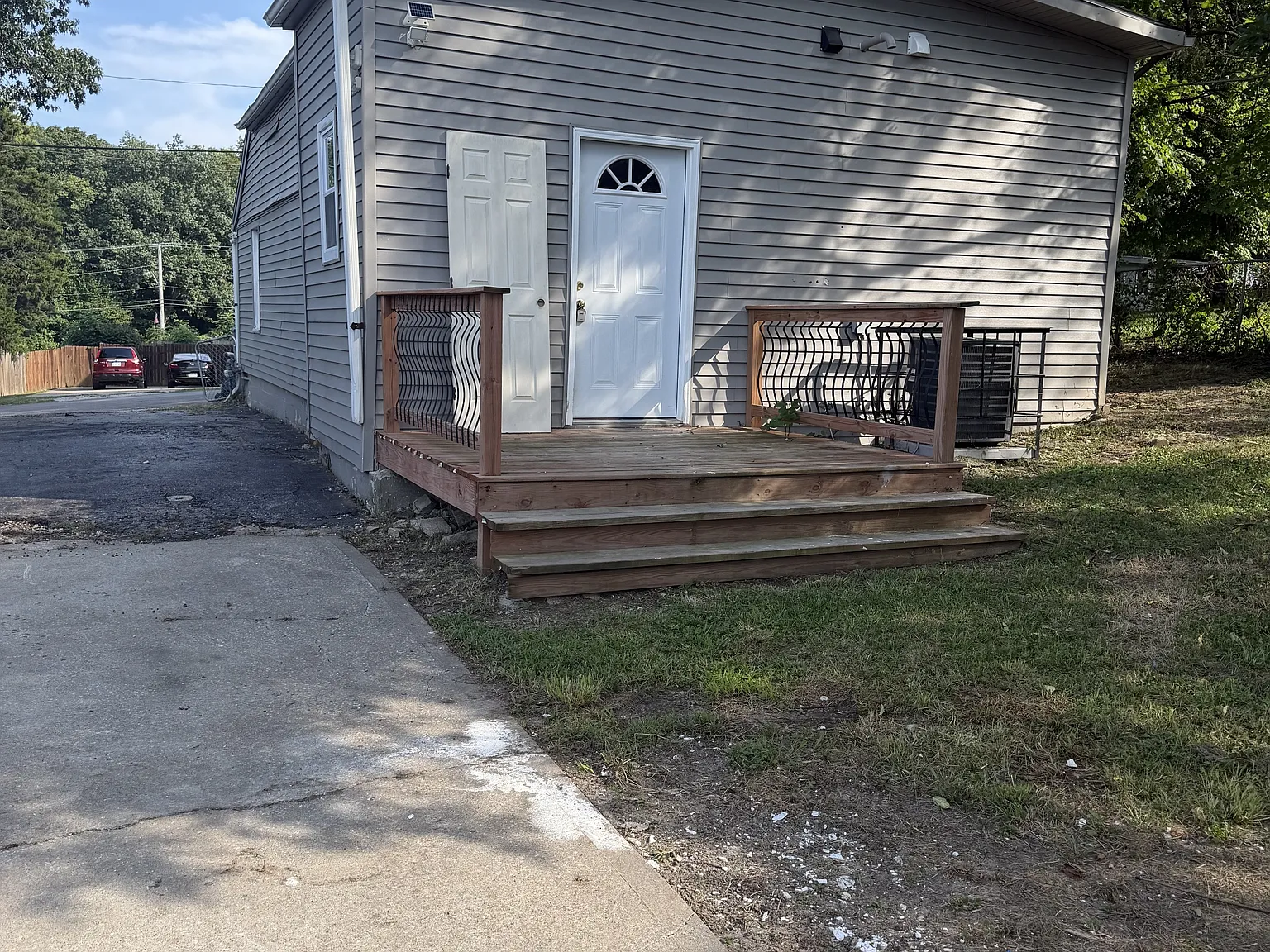 5814 Northeast Gunn Avenue - 1 — Photo 2