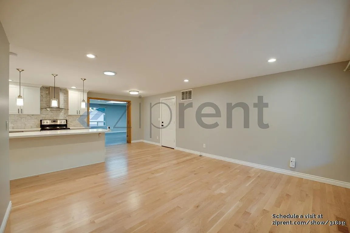 4 bed, 1500 sqft, $4,250 — Photo 3