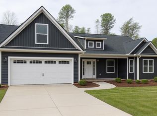 393 Sam Langley Rd, Travelers Rest, SC 29690