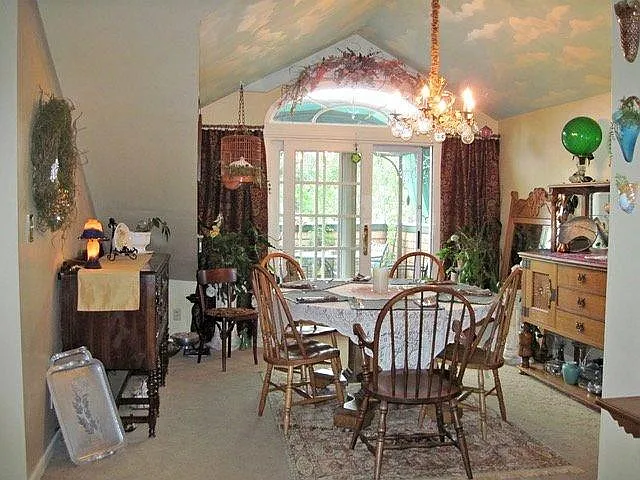 1321 Wood Ave #8 — Photo 3