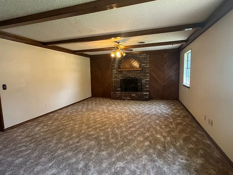 7200 Hatton Rd — Photo 3