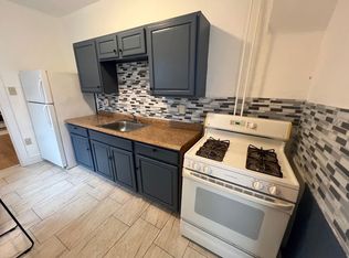 216 Mulberry St, Reading, PA 19604