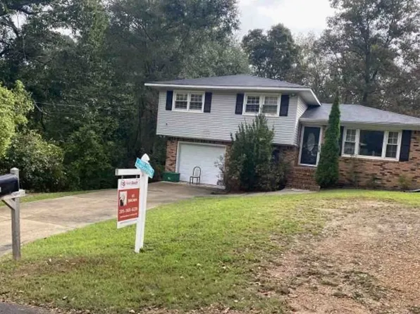 703 2nd St S, Oneonta, AL 35121