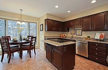 4th image of 4900 Bentonbrook Dr