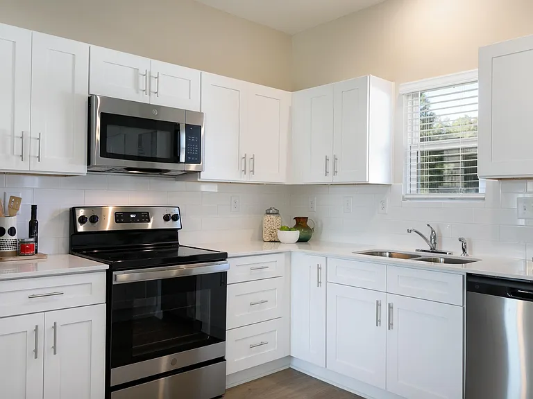 1141 Beach Way — Photo 5