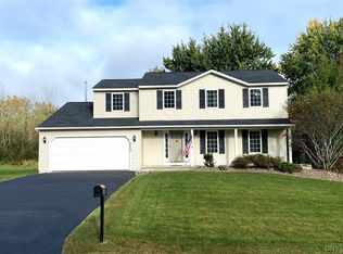 8779 Riverside House Path, Brewerton, NY 13029