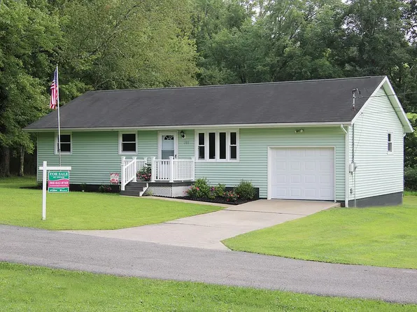 280 Saratoga Dr, Buckhannon, WV 26201