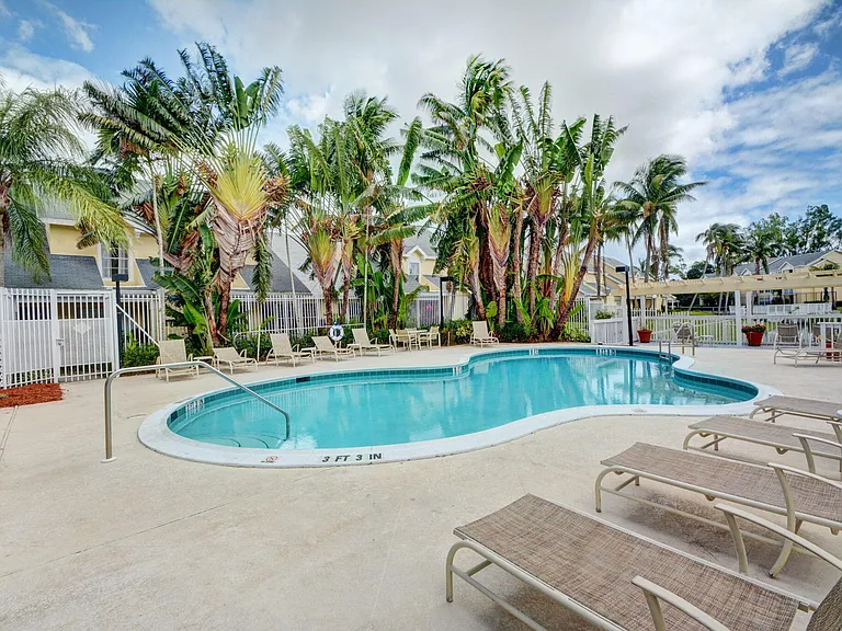 6323 La Costa Dr #M — Photo 32