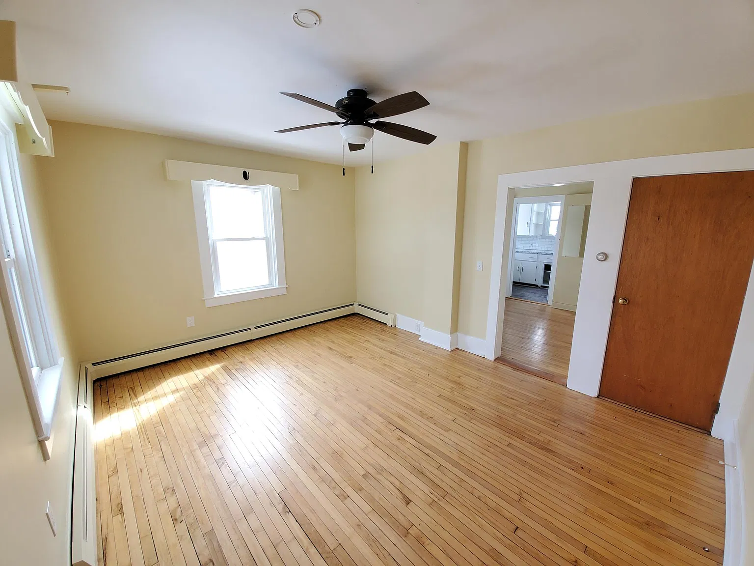 20 Laurel St — Photo 3