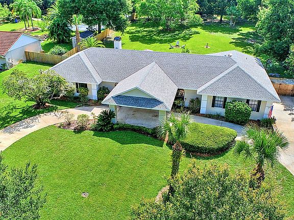 4th image of 1727 Down Lake Dr