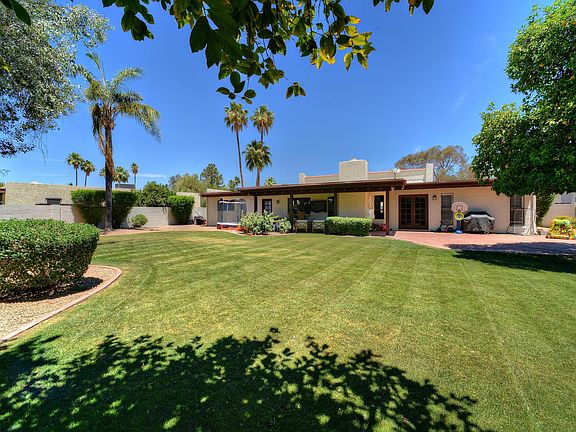 2nd image of 8101 E Del Cuarzo Dr