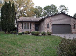 1798 Sunrise Ct, Saint Paul, MN 55117