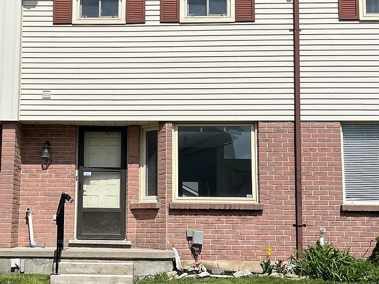 1115 Nellis St #22 — Photo 2