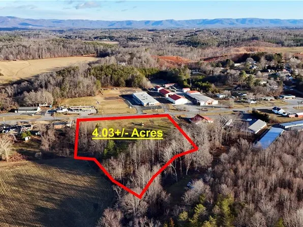 4.03 / Acres W Pine St, Mount Airy, NC 27030