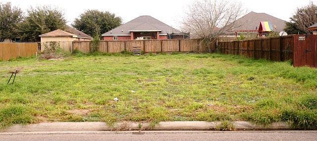 1st image of 2108 Tiffany Dr