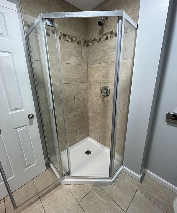 1st image of 113 Morris St #2