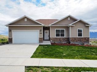 288 W Lariat Blvd, Saratoga Springs, UT 84045