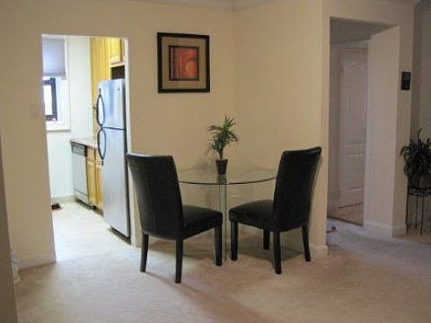 5th image of 101 Jackson Ave APT 2D