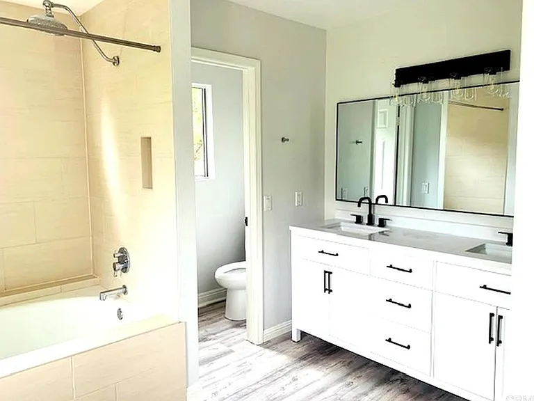 4512 Salisbury Dr — Photo 14