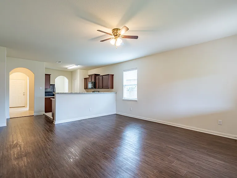 1911 Hot Springs Way — Photo 5