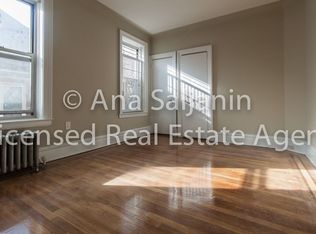 3164 30th St APT 23, Astoria, NY 11106