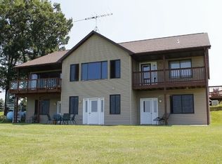 4717 Miess Rd, Dodgeville, WI 53533