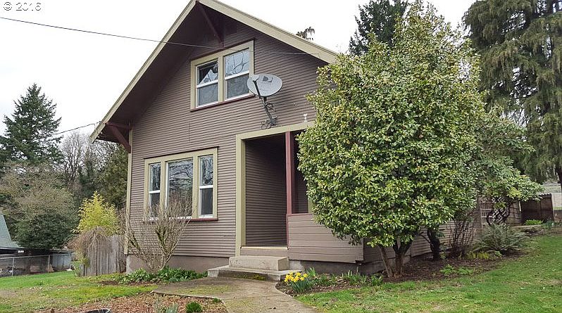 1st image of 363 NW Vancouver Ave