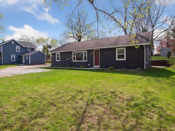 125 N 2nd St, Cassopolis, MI 49031