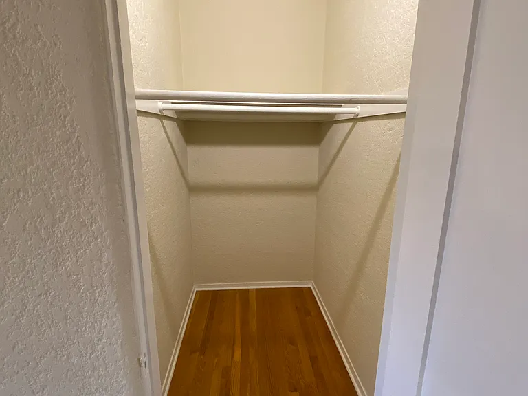 EXTRA DEEP MASTER BEDROOM CLOSET