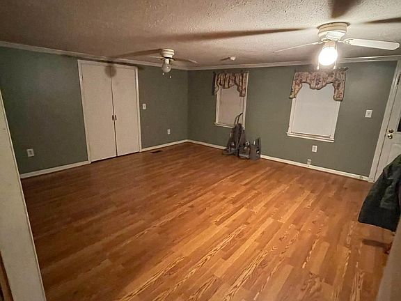 2nd image of 4901 County Road 55