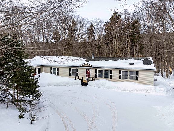 5th image of 65 Uncas Rd