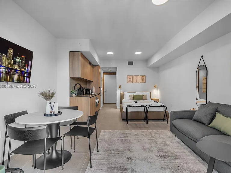 121 NE 5th St #2107 — Photo 5