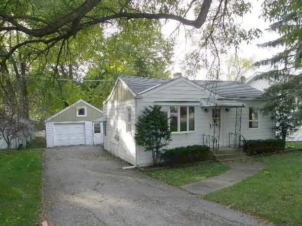 41740 N Dot Pl, Antioch, IL 60002