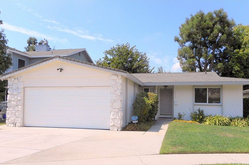 1st image of 6311 Newcastle Ave