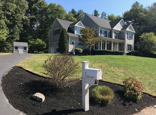 1 Kendall Dr, Foxboro, MA 02035