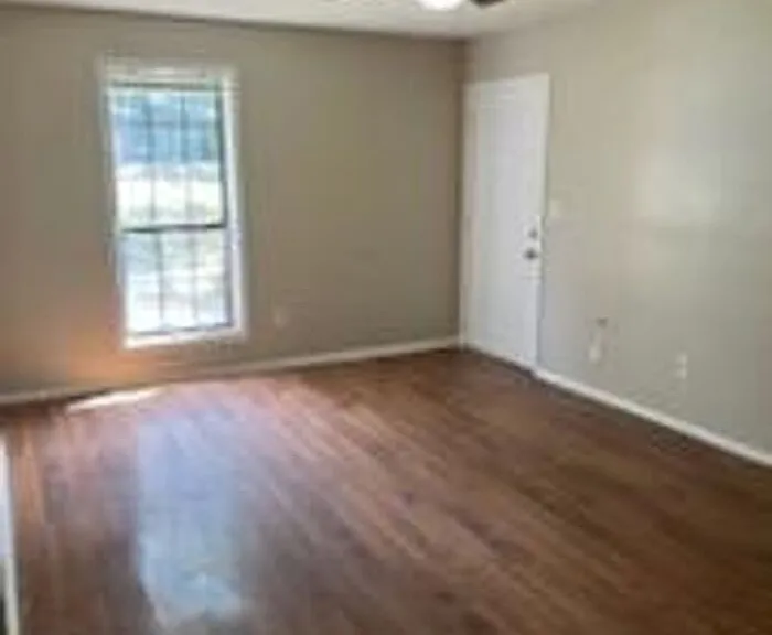 3016 Sonya Ln — Photo 2