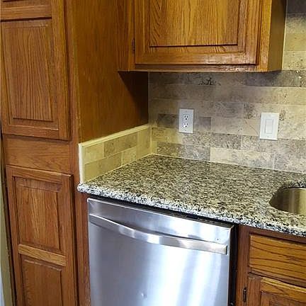 5th image of 2300 Bamboo Dr APT N104