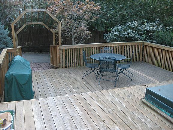 2nd image of 5511 Harney St